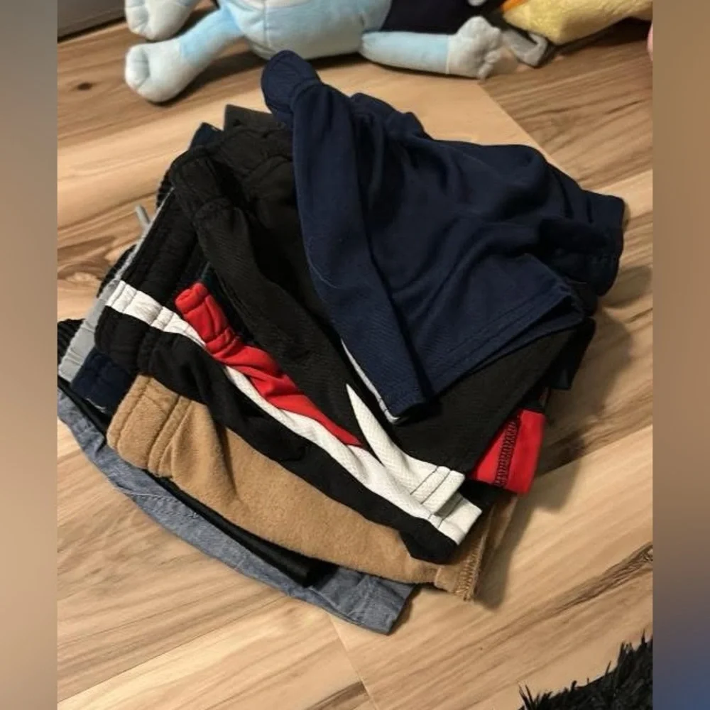 Assorted Shorts Bundle - Picture 1 of 1